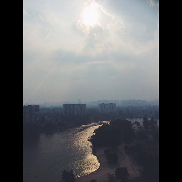 11821798_879539858802848_1061594683_n